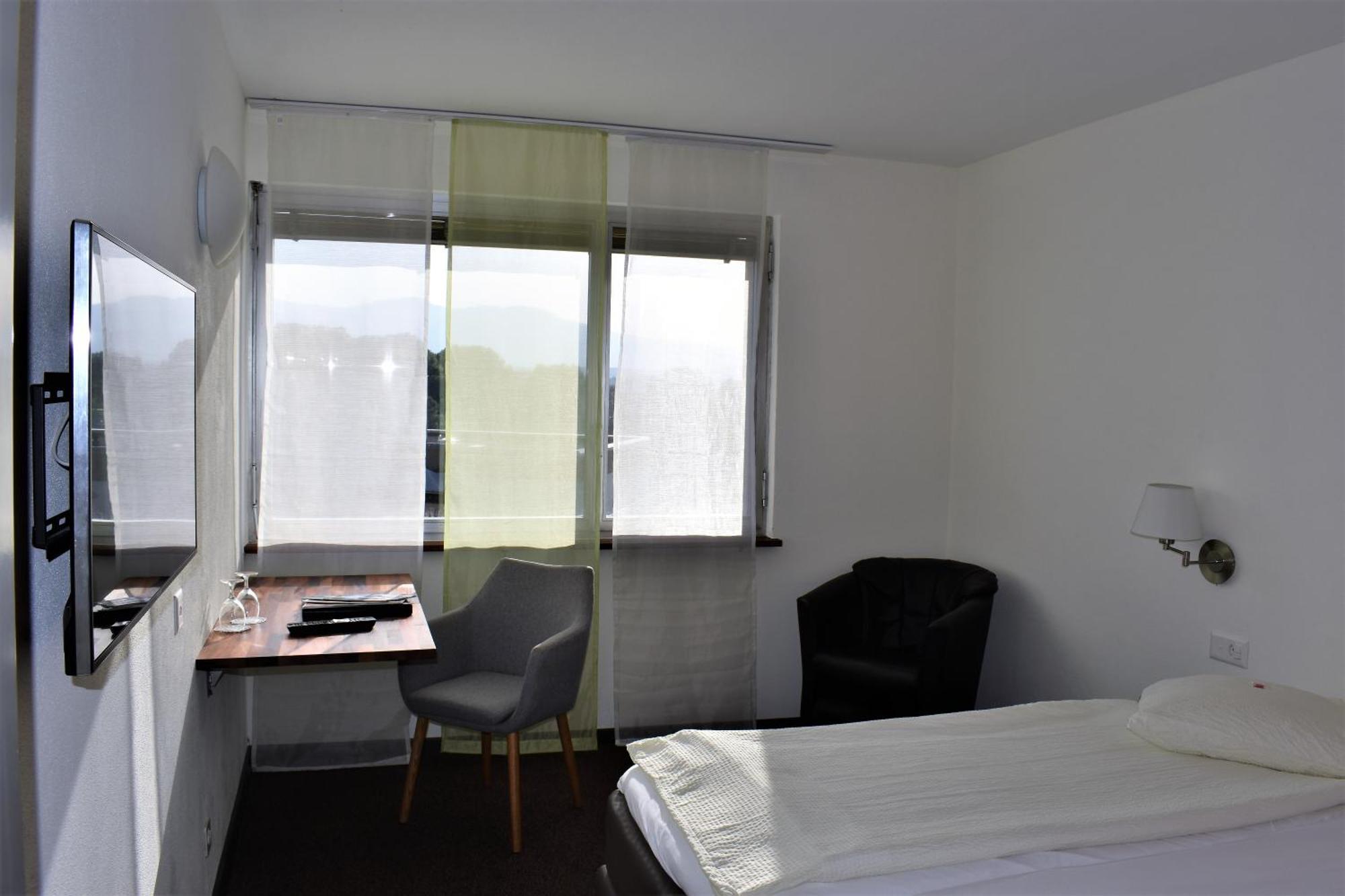 Hotel Am Schloss Thun Exterior photo